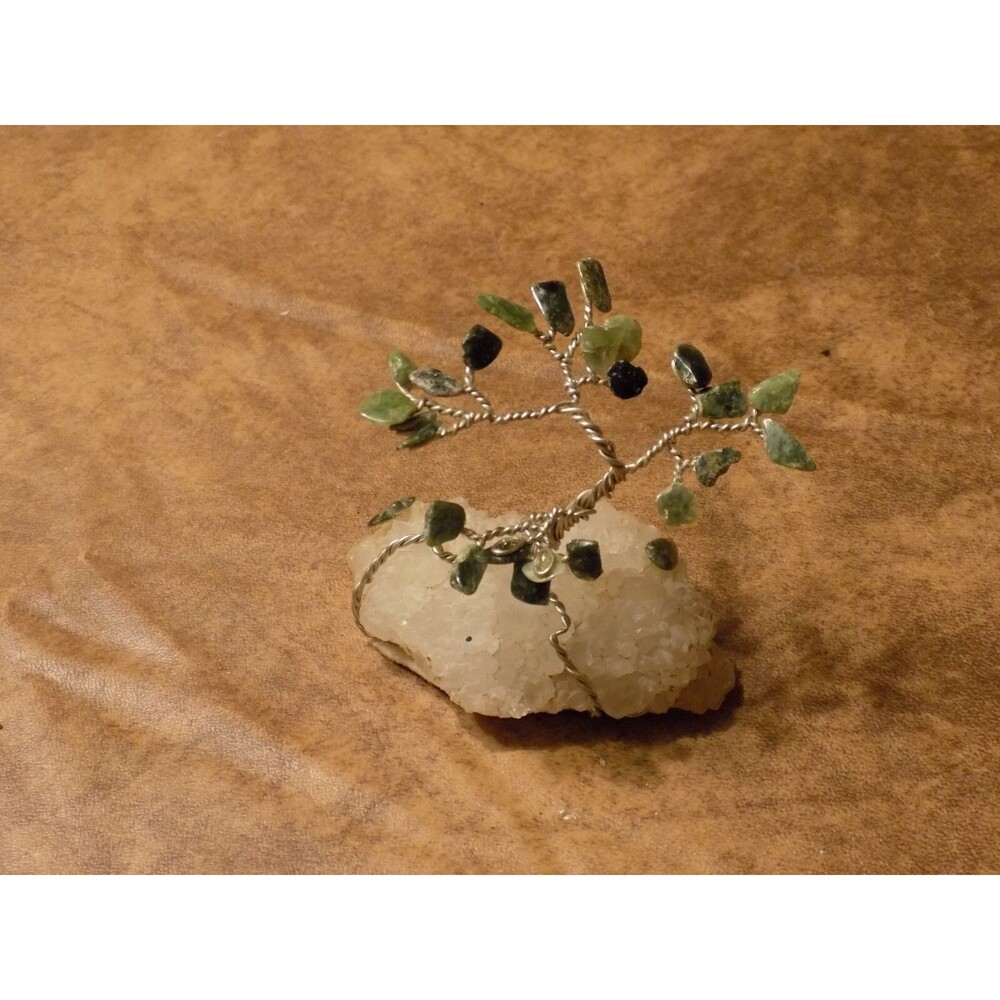 Green Jade Rock Japanese Art Bonsai Tree Crafted Decor